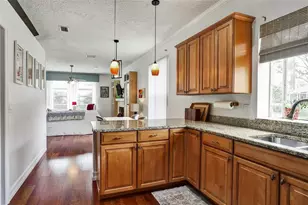 4902 Jenni Lin Ct, Valrico, FL 33596 - Photo 18