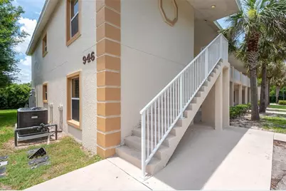 946 15th Street #202, Daytona Beach, FL 32117 - Photo 2