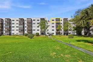 8174 Terrace Garden Dr N, Saint Petersburg, FL 33709 - Photo 26