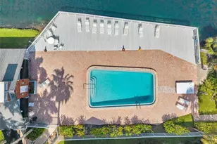 200 Country Club Dr, Largo, FL 33771 - Photo 24