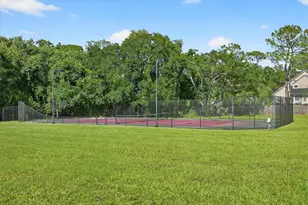 2555 Bryan Ln, Tarpon Springs, FL 34688 - Photo 14