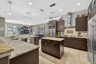 2555 Bryan Ln, Tarpon Springs, FL 34688 - Photo 40