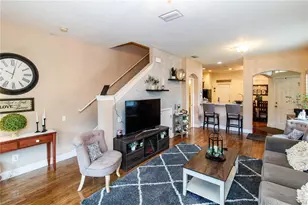 9802 Blue Palm Way, Tampa, FL 33610 - Photo 12