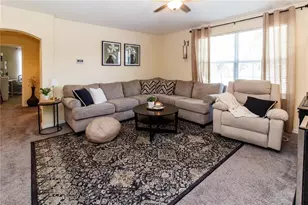 9802 Blue Palm Way, Tampa, FL 33610 - Photo 10