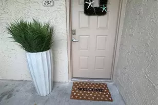 2571 Cyprus Dr, Palm Harbor, FL 34684 - Photo 24