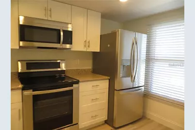 121 Island Way #332, Clearwater Beach, FL 33767 - Photo 2