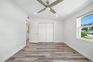 657 Laura Ln, Dunedin, FL 34698 - Photo 22