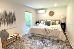 657 Laura Ln, Dunedin, FL 34698 - Photo 18