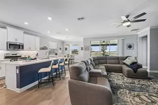 17253 Star Banks St, Wimauma, FL 33598 - Photo 4