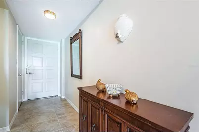 1100 N Shore Drive NE #102, Saint Petersburg, FL 33701 - Photo 6