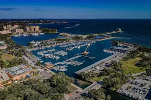 1100 N Shore Dr NE, Saint Petersburg, FL 33701 - Photo 50