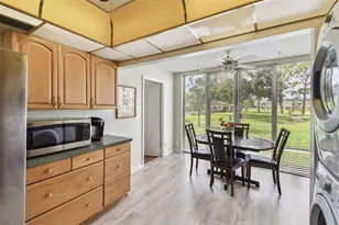 5095 Bay St NE, Saint Petersburg, FL 33703 - Photo 10