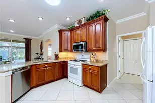 2018 Inverness Greens Dr, Sun City Center, FL 33573 - Photo 20
