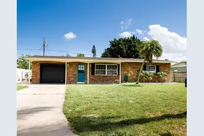 2106 25th Avenue W, Bradenton, FL 34205 - Photo 1
