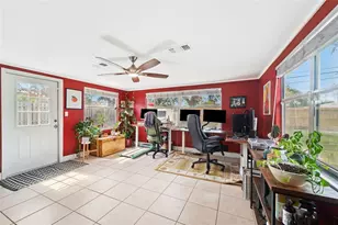 11115 101st Ave, Seminole, FL 33772 - Photo 10