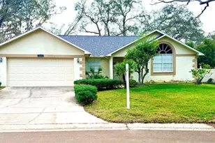 7624 Lake Forest Cir, Port Richey, FL 34668 - Photo 1