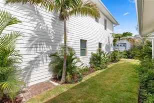 1631 31st Ave N, Saint Petersburg, FL 33713 - Photo 36