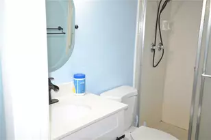 3232 Lake Pine Way E, Tarpon Springs, FL 34688 - Photo 16