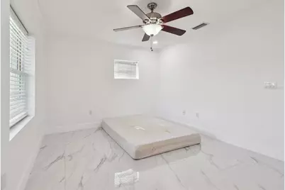 8708 Thornwood Lane, Tampa, FL 33615 - Photo 44