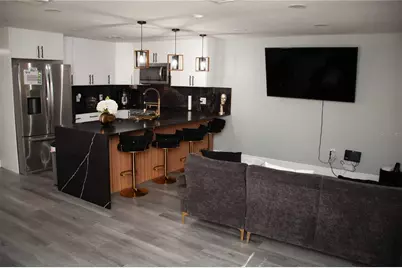 2119 E Ellicott Street, Tampa, FL 33610 - Photo 8