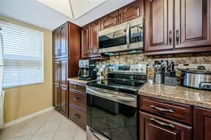 90 S Highland Ave, Tarpon Springs, FL 34689 - Photo 8