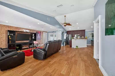 10312 Out Island Dr, Tampa, FL 33615 - Photo 10