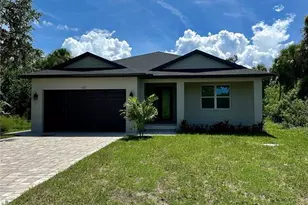 107 Bebb Ct, Rotonda West, FL 33947 - Photo 1