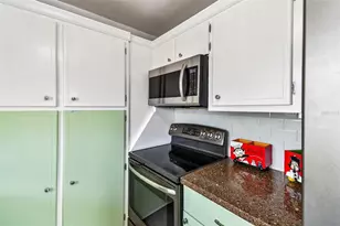 8080 112th St, Seminole, FL 33772 - Photo 18