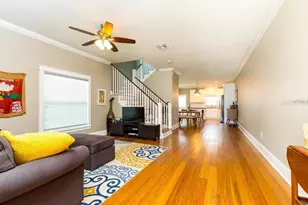 121 W Giddens Ave, Tampa, FL 33603 - Photo 4