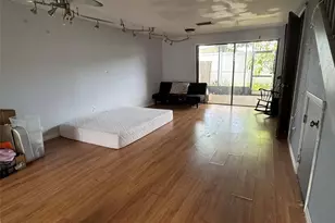 2811 S Pines Dr, Largo, FL 33771 - Photo 2