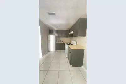 6345 Newtown Circle #45B2, Tampa, FL 33615 - Photo 6