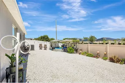 2239 Roanoke Springs Drive, Ruskin, FL 33570 - Photo 26