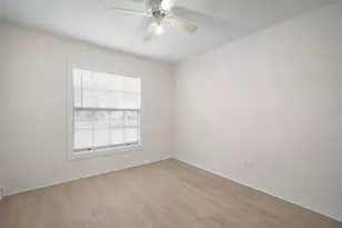 12825 Tallowood Dr, Riverview, FL 33579 - Photo 8