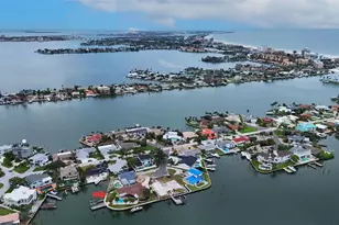 5960 Bahama Way N, Saint Pete Beach, FL 33706 - Photo 2