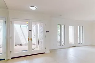 5960 Bahama Way N, Saint Pete Beach, FL 33706 - Photo 18