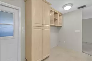 4556 Great Lakes Dr S, Clearwater, FL 33762 - Photo 8