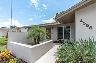 4556 Great Lakes Dr S, Clearwater, FL 33762 - Photo 2