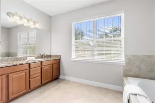 7938 Hampton Lake Dr, Tampa, FL 33647 - Photo 12