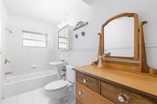 7514 19th Ave N, Saint Petersburg, FL 33710 - Photo 14