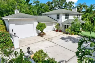 430 Wildwood Way, Belleair, FL 33756 - Photo 2