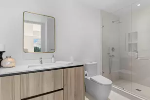1020 Sunset Point Rd, Clearwater, FL 33755 - Photo 14