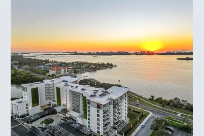 1020 Sunset Point Road #605, Clearwater, FL 33755 - Photo 2