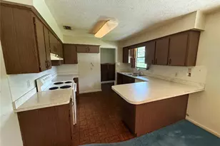 4606 Cantor Dr, Wesley Chapel, FL 33543 - Photo 10