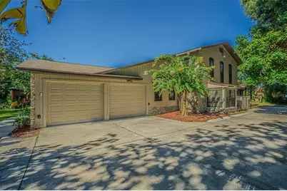 2903 Oak Crest Drive, Plant City, FL 33565 - Photo 1