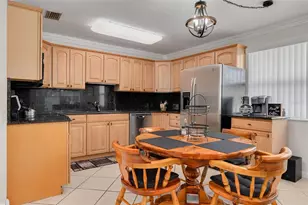 4355 Tahitian Gardens Cir, Holiday, FL 34691 - Photo 8