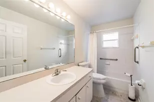 8406 Terrace Meadows Ct, Temple Terrace, FL 33637 - Photo 22