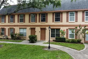 4405 Vieux Carre Cir, Tampa, FL 33613 - Photo 8