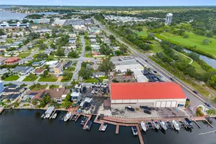 2413 Baywood Dr E, Dunedin, FL 34698 - Photo 60