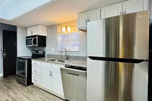 8002 Hibiscus Dr, Temple Terrace, FL 33637 - Photo 8