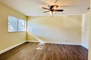 8002 Hibiscus Dr, Temple Terrace, FL 33637 - Photo 14